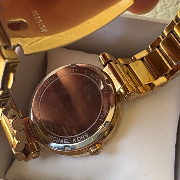 Michael Kors Women’s Parker Gold-Tone Watch MK5784 - Picture 9 of 12